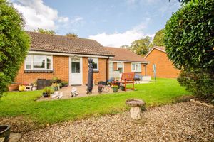 Photo 13- click for photo gallery